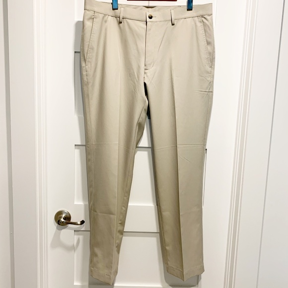 Haggar Men’s 36x30 Activewear Beige Pants Golf - Picture 1 of 10